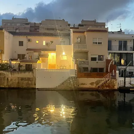 Fishermen House With Private Mooring